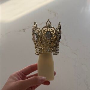 Gold Crown Wallflower Plug